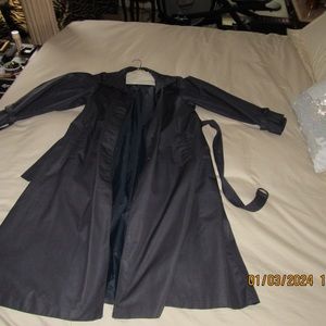 Women’s duster waterproof. Size 9/10. Vintage. EUC